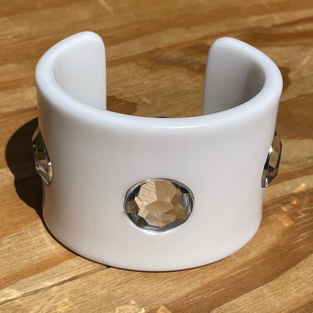 NWOT Gymboree Girls “Greek Isle Style”  White Jewel Cuff Bracelet